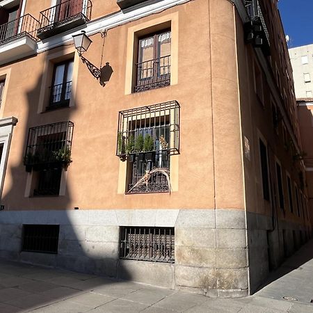 Dplace To Be - Amazing Apartments In Historic Center Madri Exterior foto