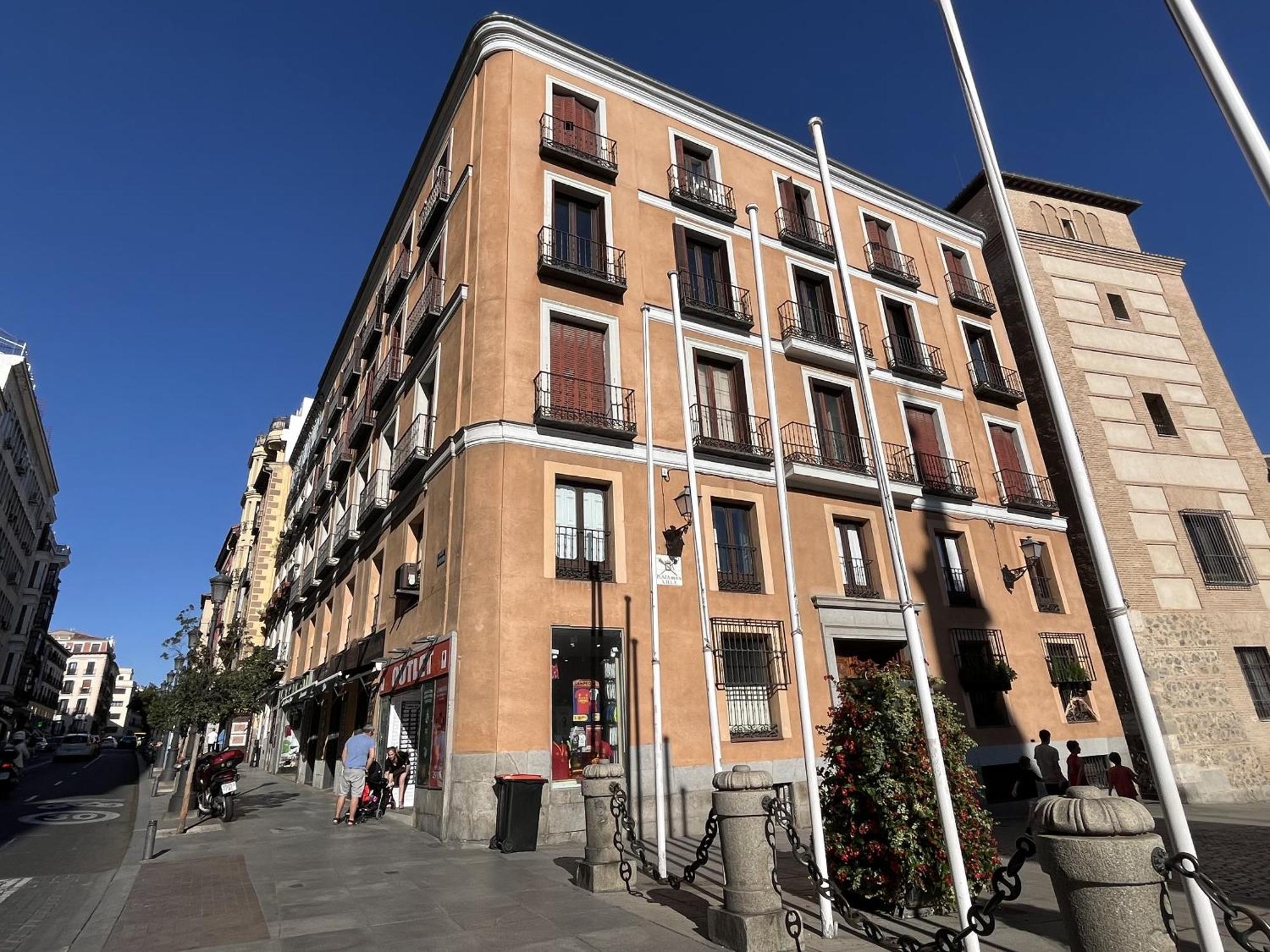 Dplace To Be - Amazing Apartments In Historic Center Madri Exterior foto